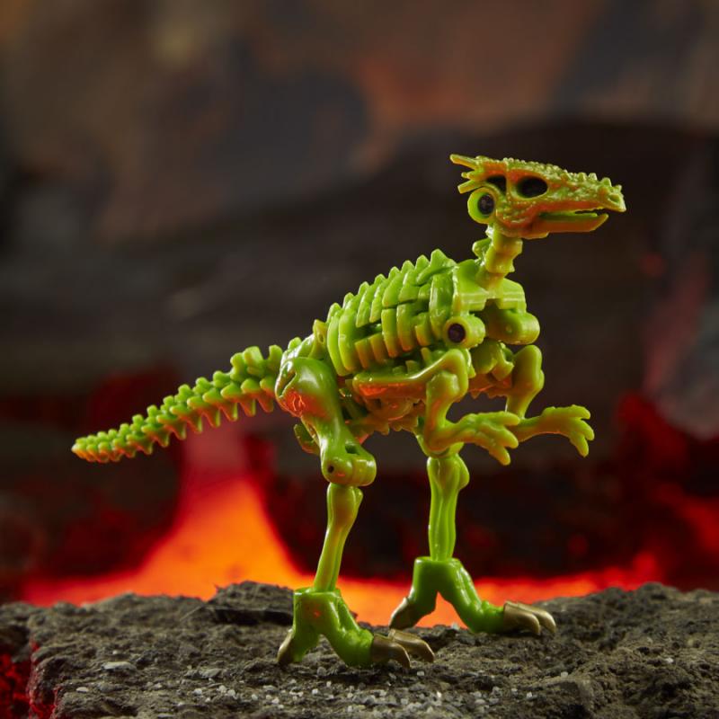 Transformers Generations War for Cybertron: Kingdom Core Dracodon